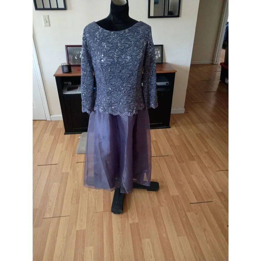 Size 16 Alex Evening Grey Lace Bodice Embellished Sequins Special Occasion Dress